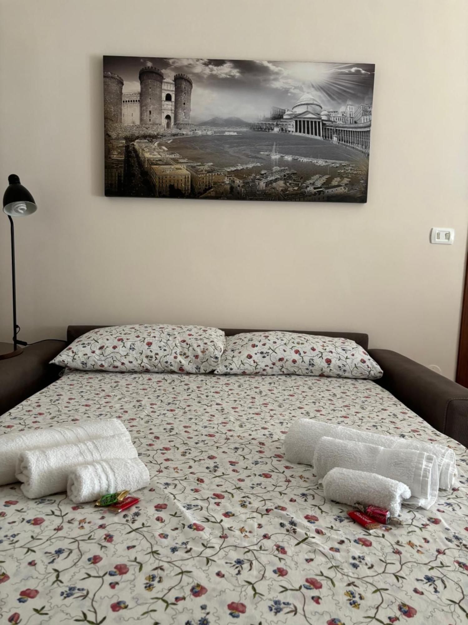 Lune De Nuit * Napoli